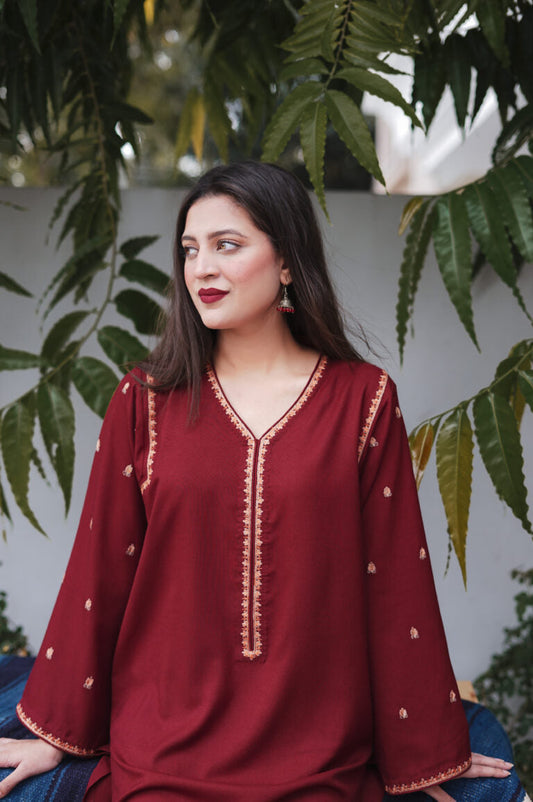 MAROON-BG105